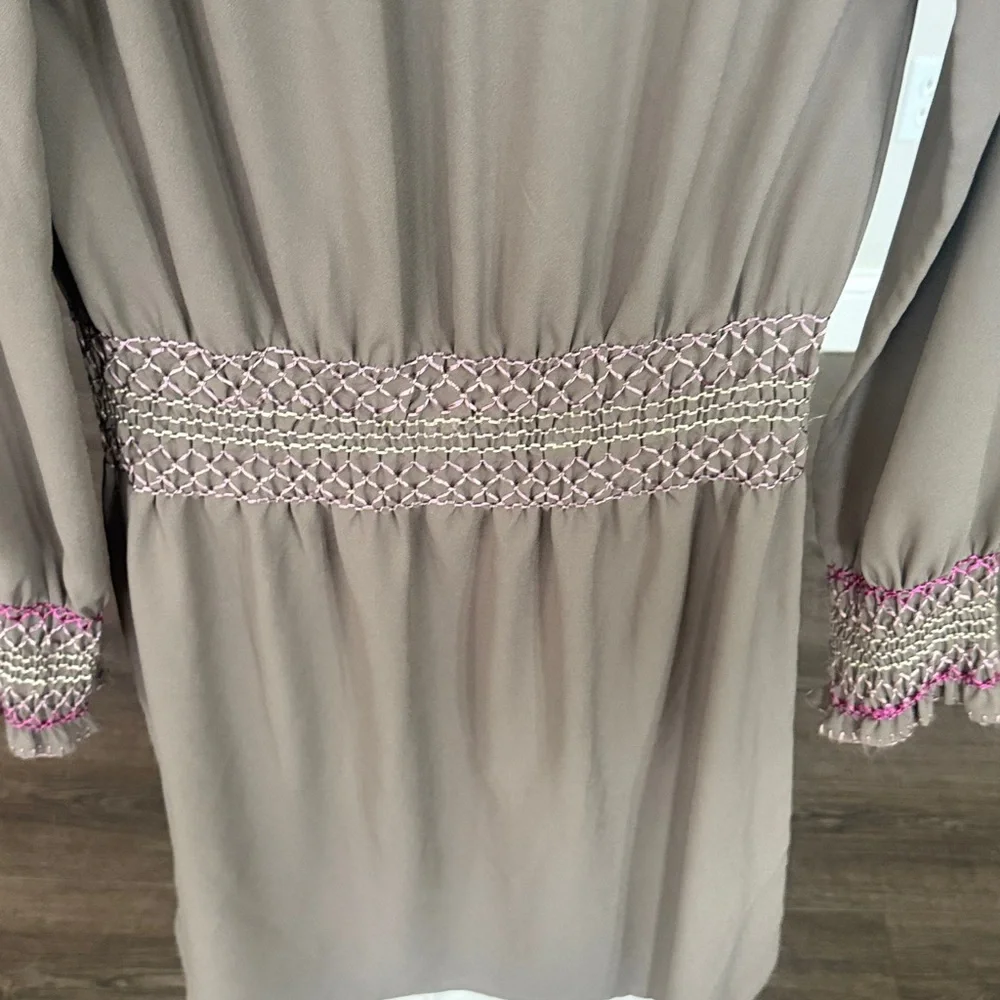 Lands' End olive green dress v neck pink embroidery - Picture 9 of 10
